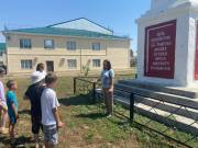 в галерею »